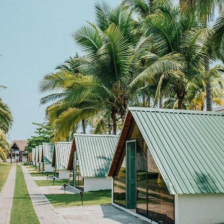Escuintla Los Olivos La Playa Hotel Y Restaurante מראה חיצוני תמונה