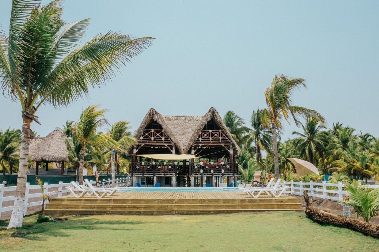 Escuintla Los Olivos La Playa Hotel Y Restaurante מראה חיצוני תמונה